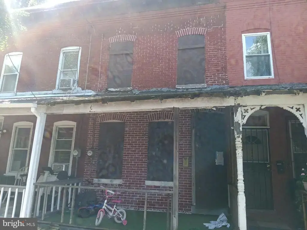 117 S Logan Ave, TRENTON