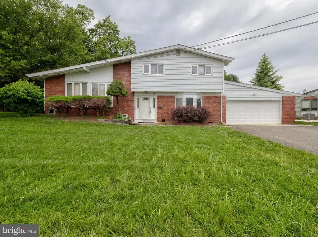 70 Gage Rd, EAST BRUNSWICK