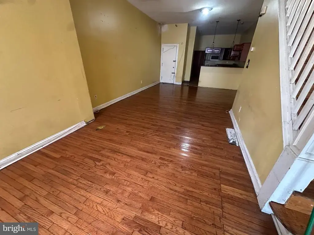 2335 Nicholas St, PHILADELPHIA
