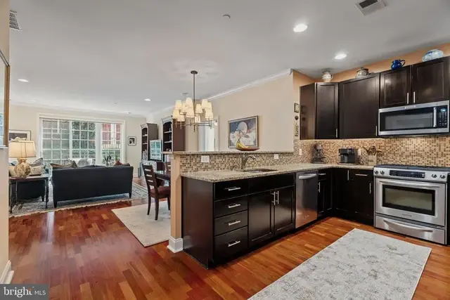 600 Commodore Ct #2610, Philadelphia
