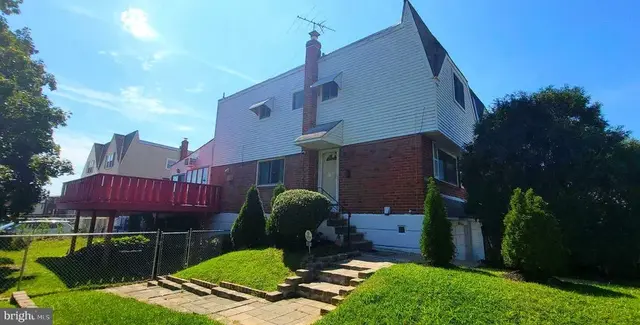 8951 Haven Pl, Philadelphia