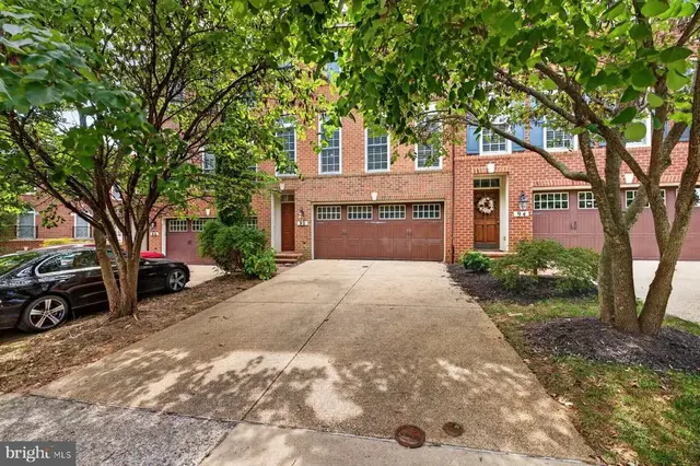 90 Sharpstead Ln, Gaithersburg