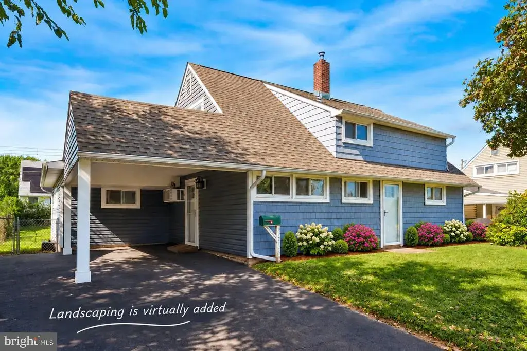 87 Wildflower Rd, LEVITTOWN