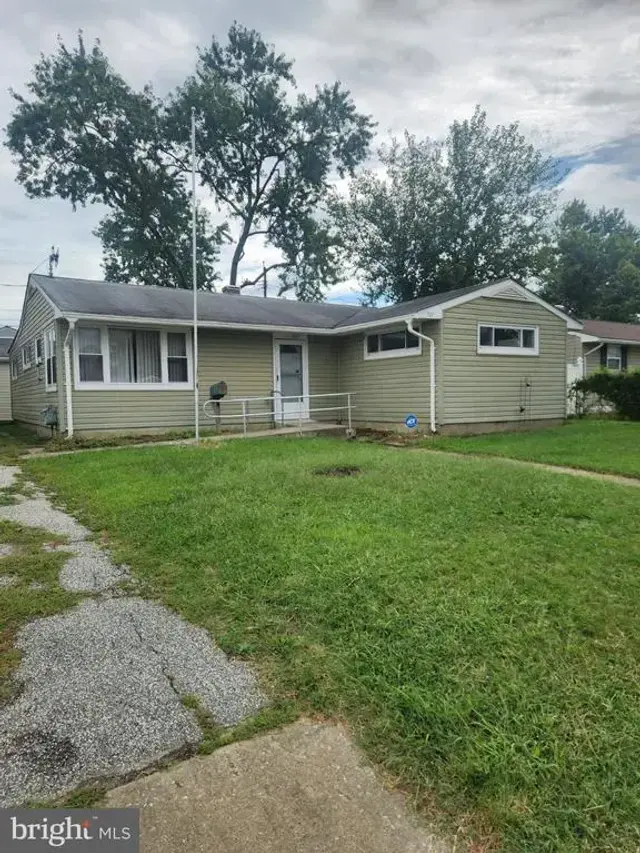 707 Hamlen Rd, Glen Burnie
