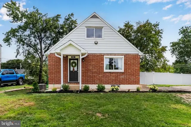 343 S Sporting Hill Rd, Mechanicsburg