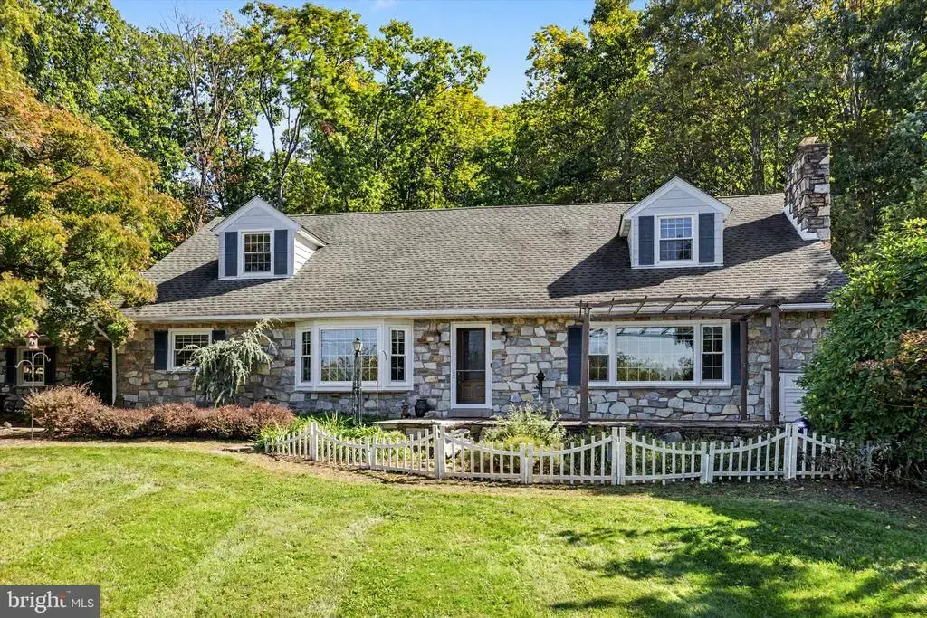 99 Pickwick Dr, DOYLESTOWN