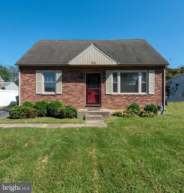 303 Greystone Rd, York