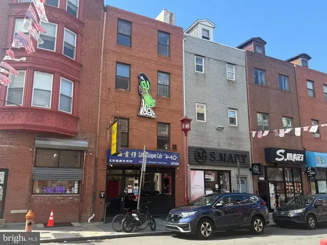 220 N 10th St, Philadelphia