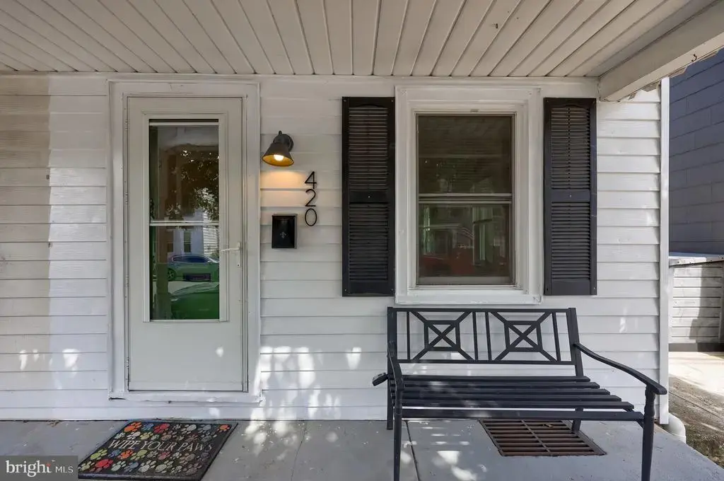 420 E Market St, MARIETTA