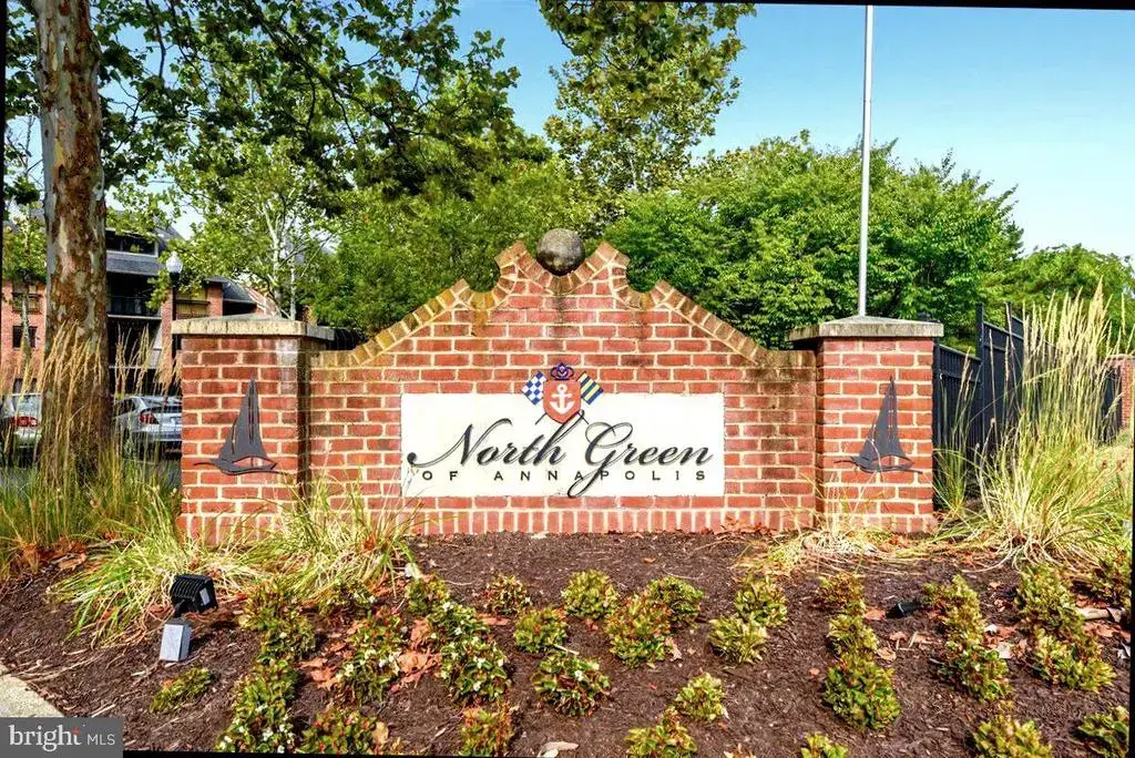 300 Hilltop Ln #300e, ANNAPOLIS