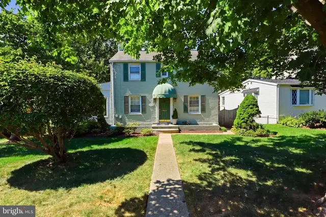 10010 Raynor Rd, Silver Spring