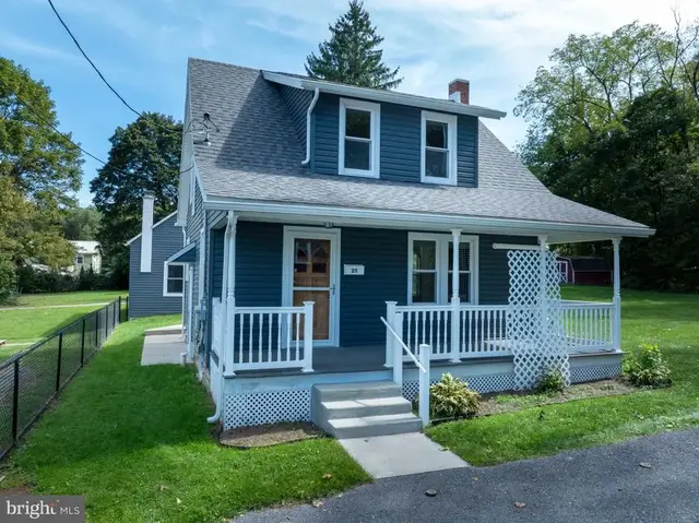 211 Pin Oak St, Pleasant Gap
