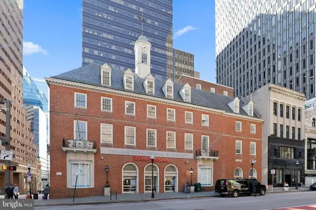 19 E Fayette St #404, Baltimore