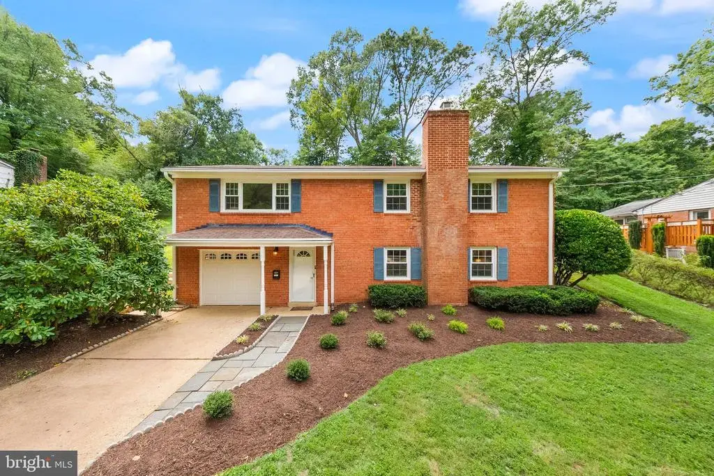 4426 Rockcrest Dr, FAIRFAX
