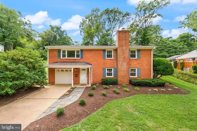 4426 Rockcrest Dr, Fairfax
