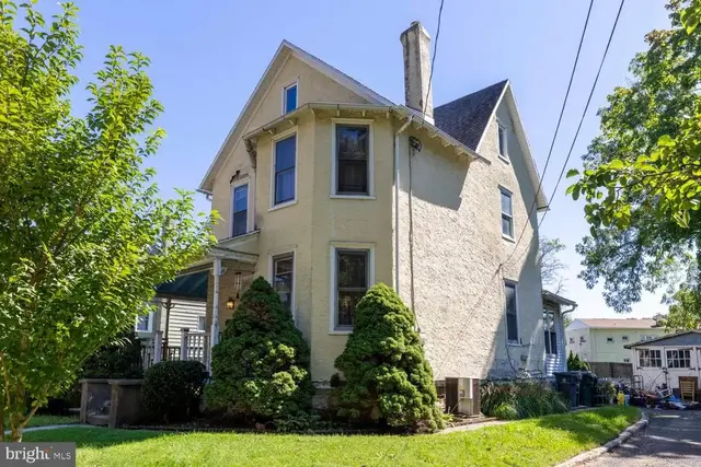 127 Central Ave, Glenside