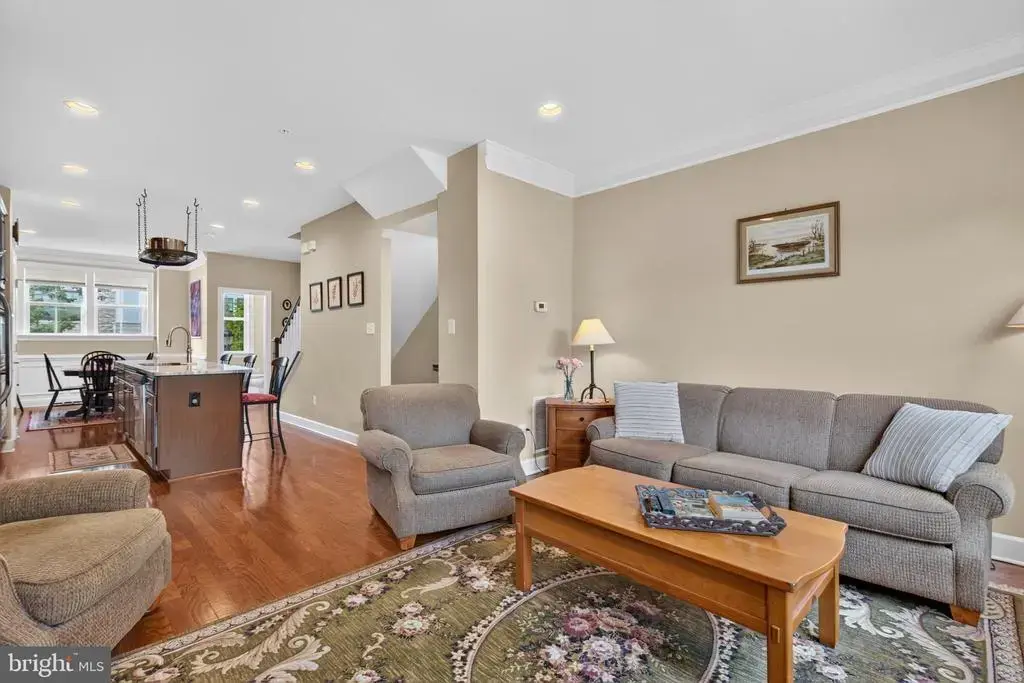 4644 Woodberry St, RIVERDALE