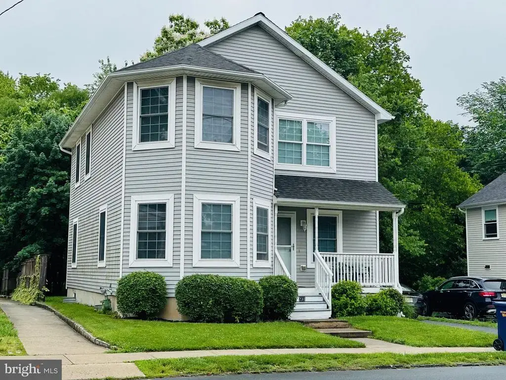231 S Main St, PENNINGTON