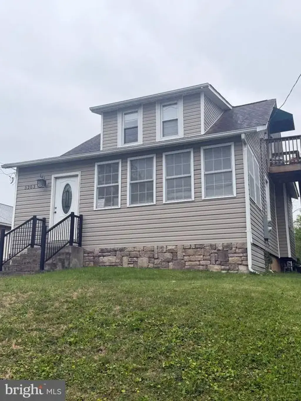 3203 E Joppa Rd, PARKVILLE