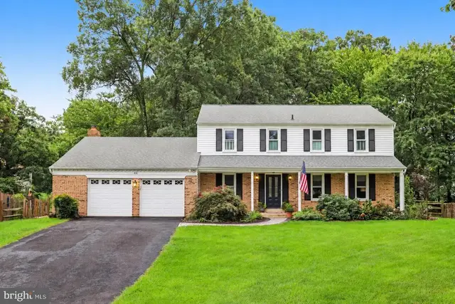 44 Acorn Ct, Sterling