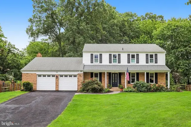 44 Acorn Ct, Sterling