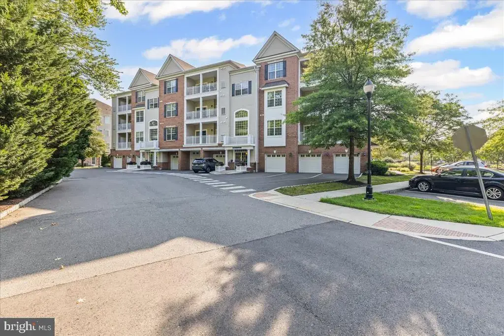 226 Breeders Cup Dr, CHERRY HILL