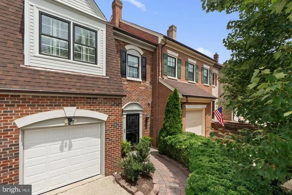 6312 Chaucer View Cir, ALEXANDRIA