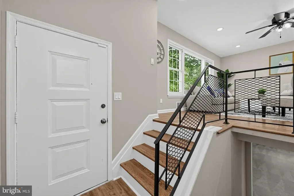 118 Greenhill Rd, GREENBELT