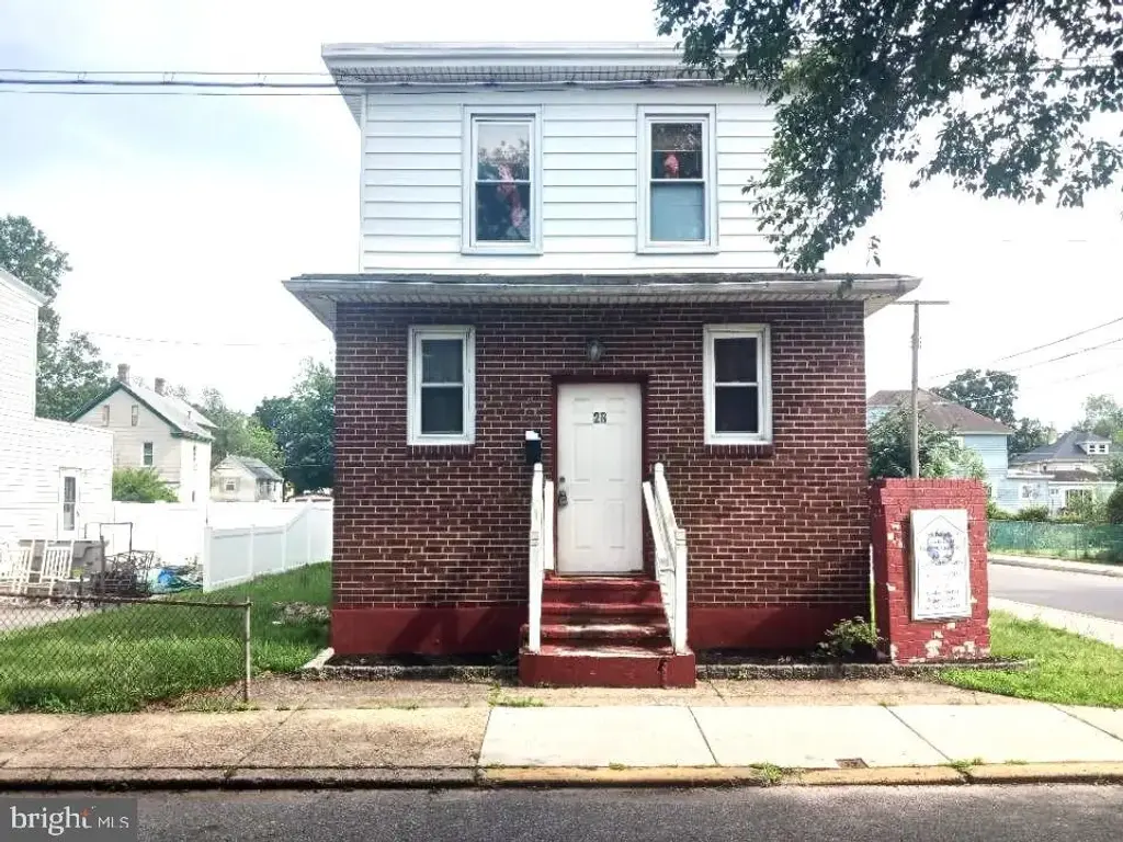 28 W Jefferson St, PAULSBORO