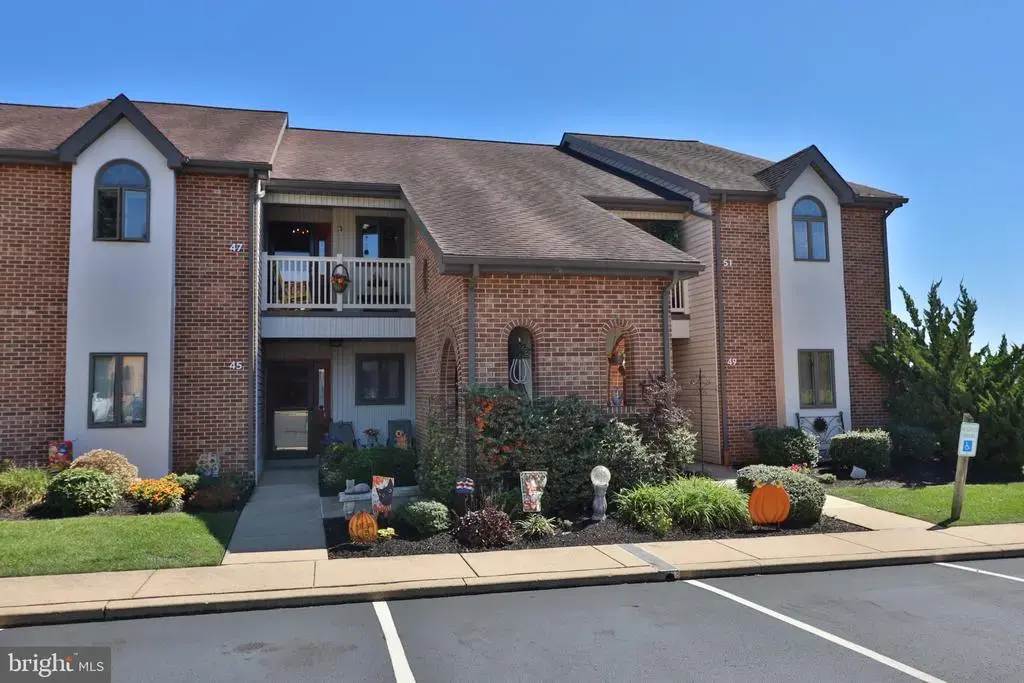 47 Black Oak Dr, LANCASTER