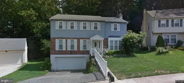 135 Eaton Dr, Wayne