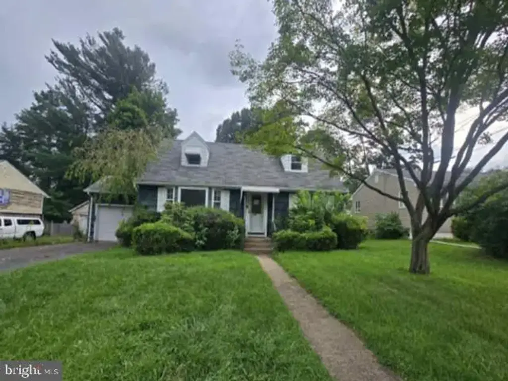 430 Ewingville Rd, EWING