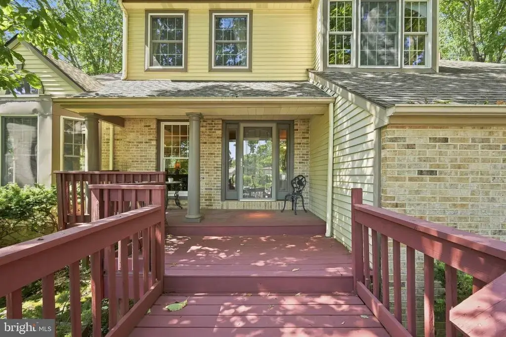 5 Devonwood Ct, VOORHEES
