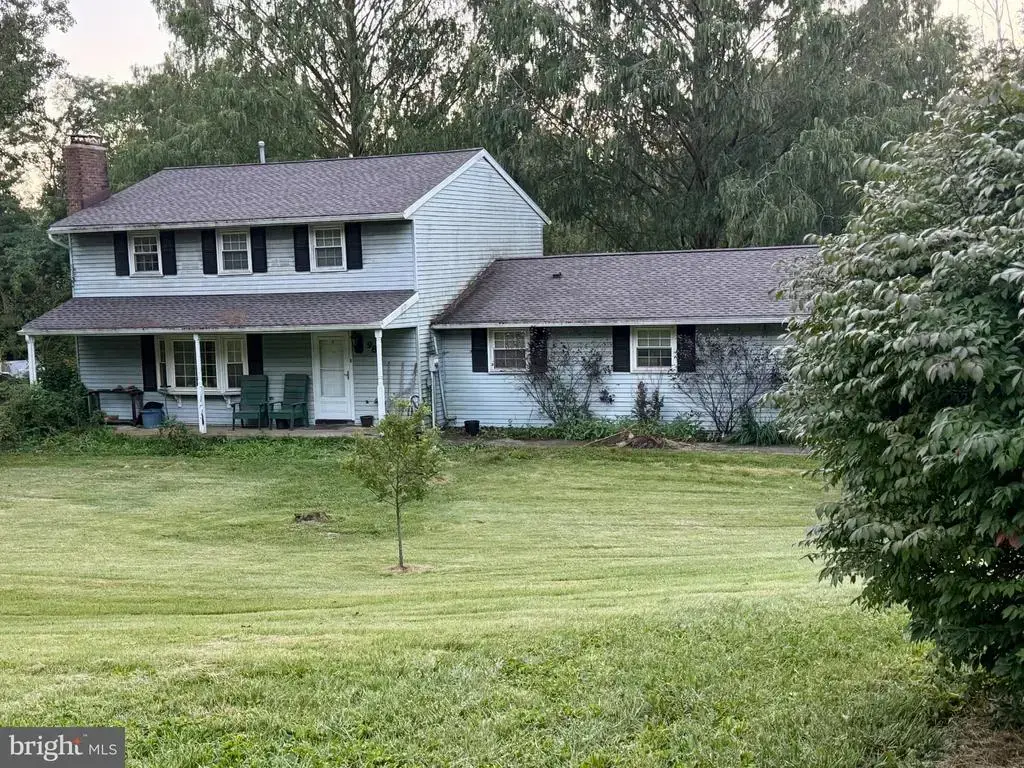 984 White Oak Rd, MANHEIM
