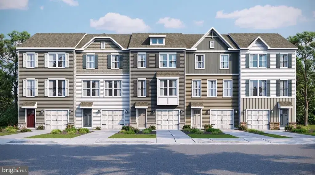 21420 Farmington Rd, FRANKFORD