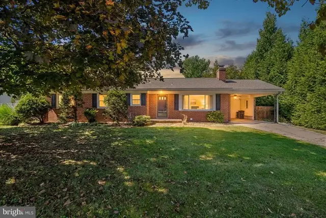 1042 S Carroll St, Hampstead
