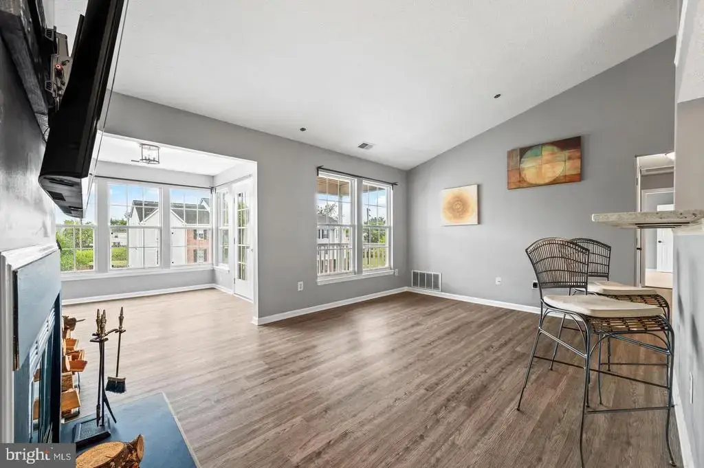611 Himes Ave #109, FREDERICK