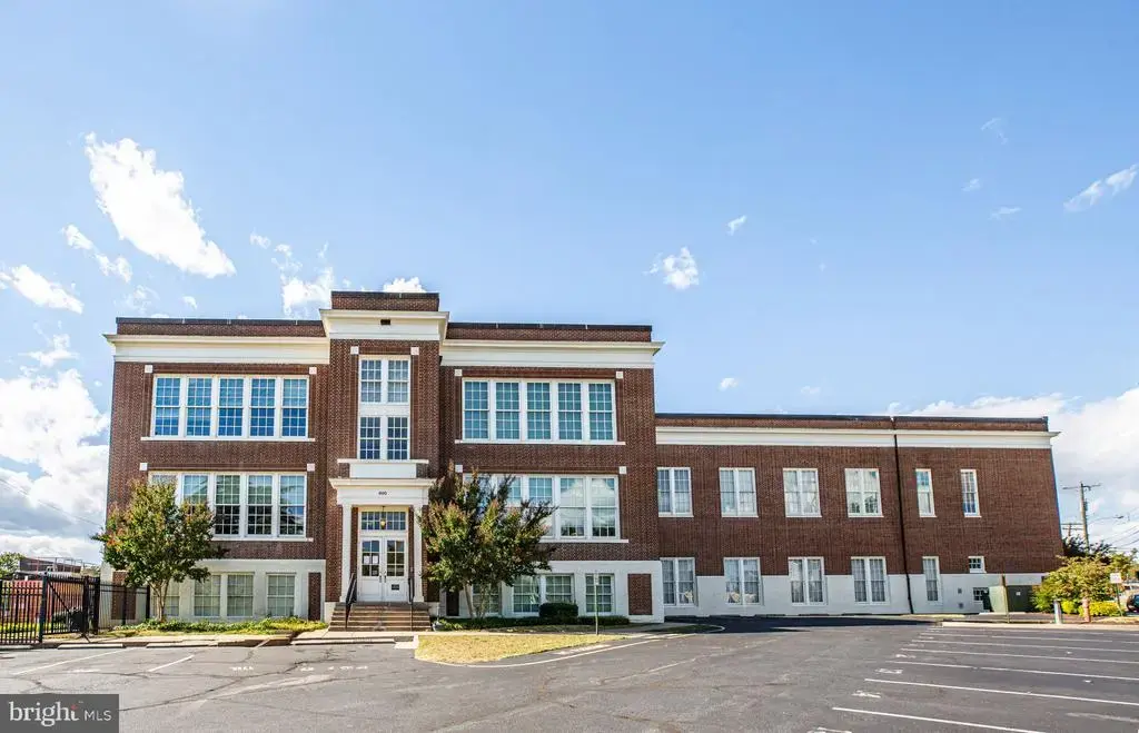 900 Barton St #307, FREDERICKSBURG