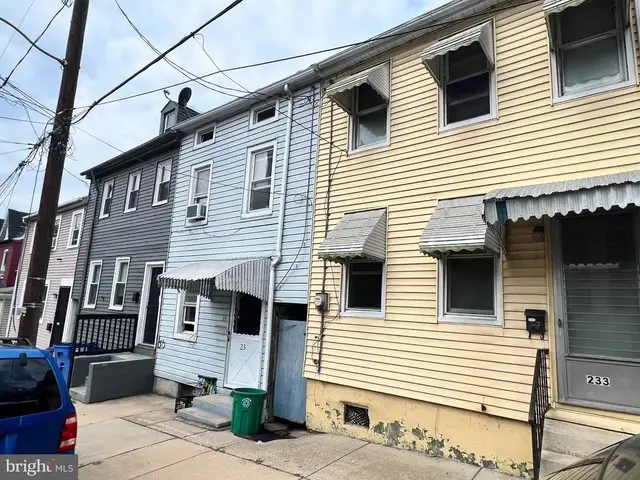 231 Lawrence St, Columbia