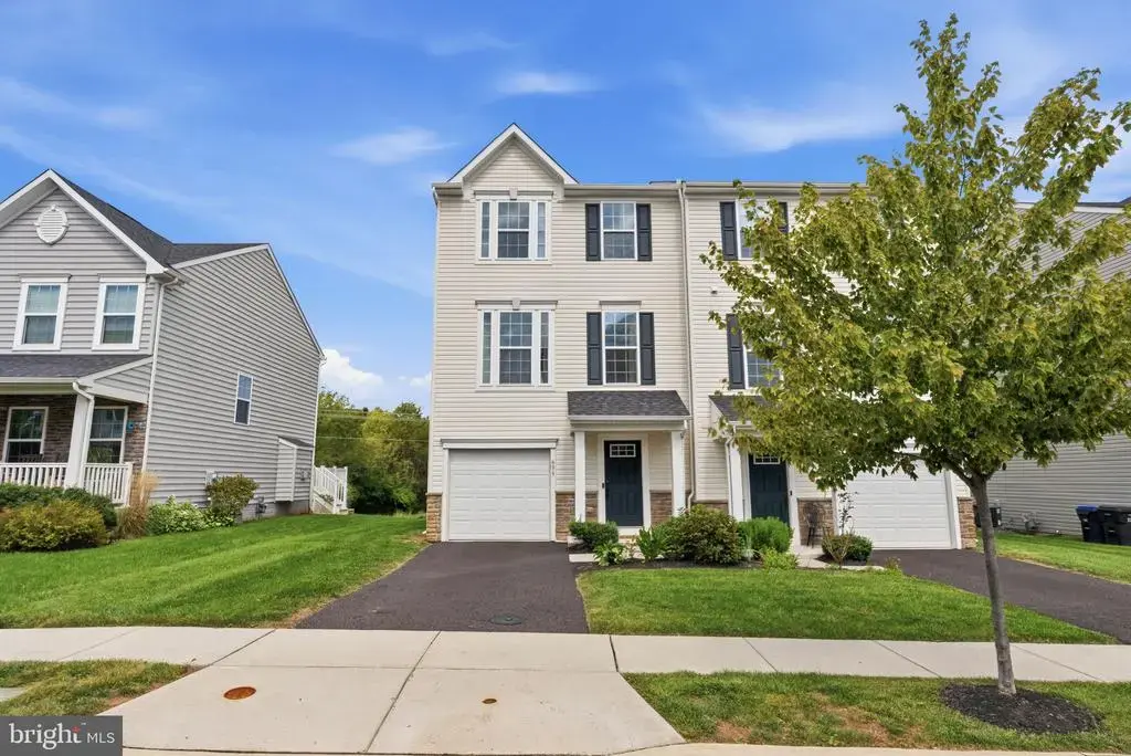 633 Columbus Dr, SPRING CITY