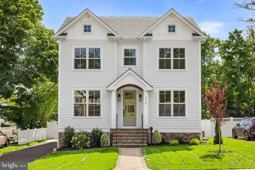 328 Lakeview Ave, HADDONFIELD