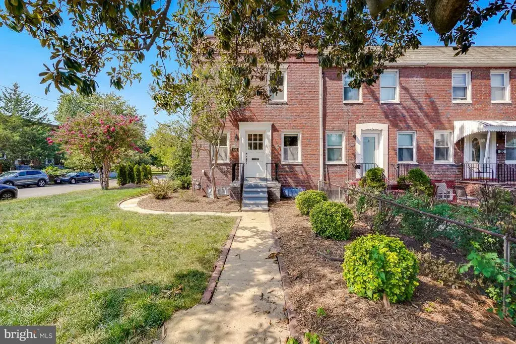 420 Earl St, ALEXANDRIA