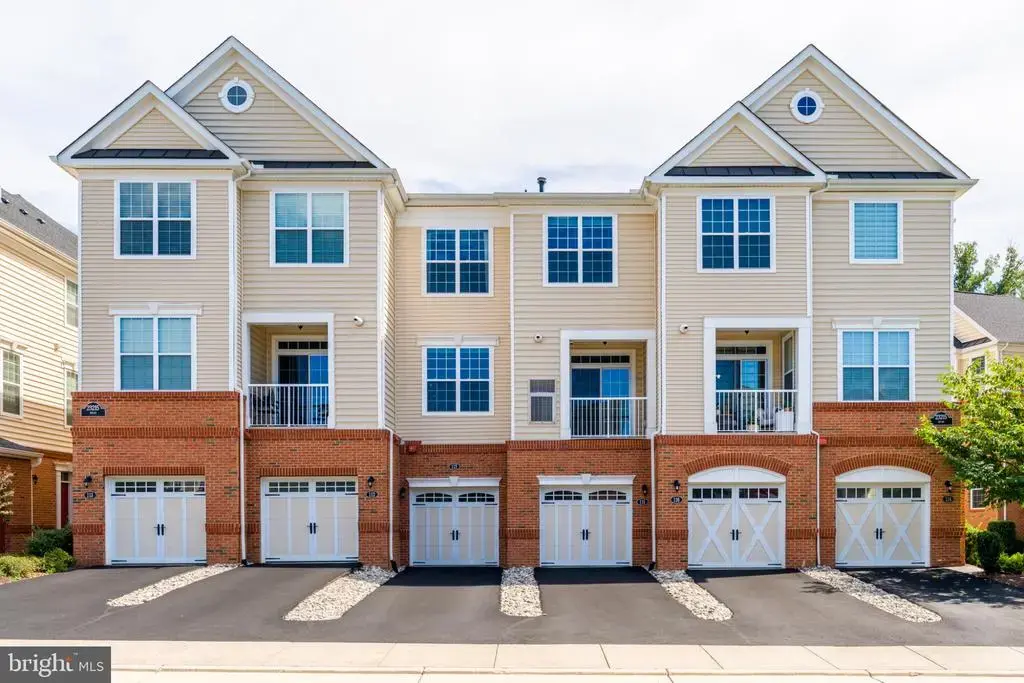 23215 Milltown Knoll Sq #115, ASHBURN