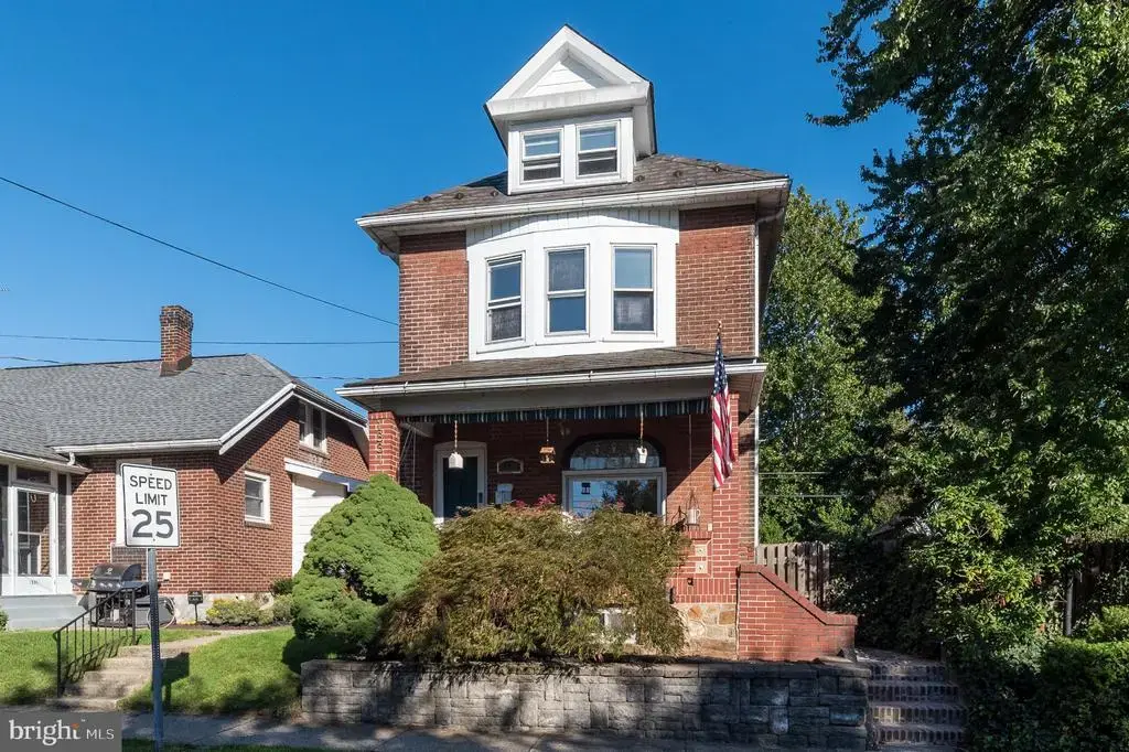 1331 Easton Rd, HELLERTOWN