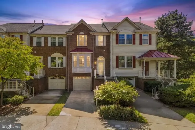 14063 Winding Ridge Ln, Centreville