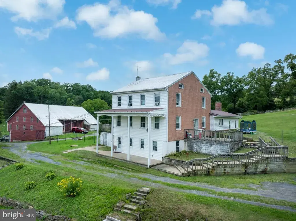 114 Tucker Rd, SPRING MILLS