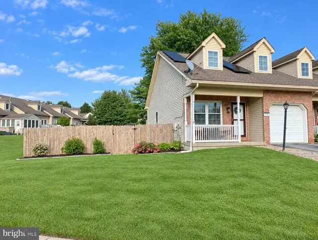 310 Meadow Ln, Quarryville