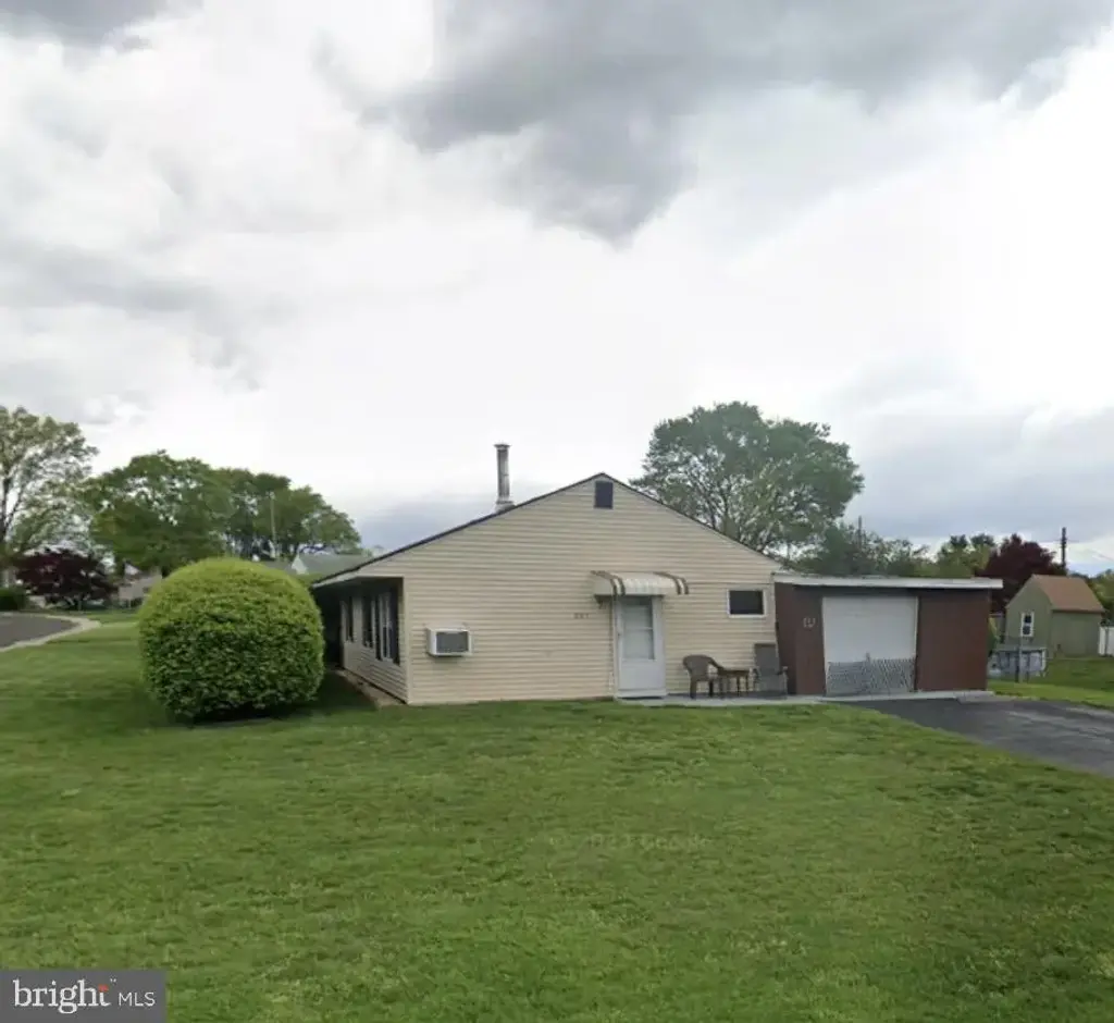 265 Wyandotte Rd, FAIRLESS HILLS