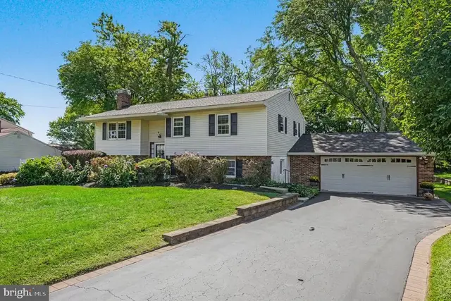 2636 Amy Dr, Eagleville