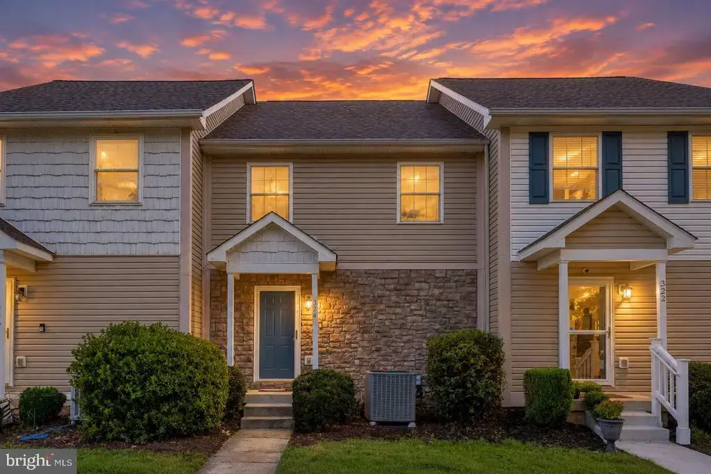 324 Lake Front Dr, MINERAL